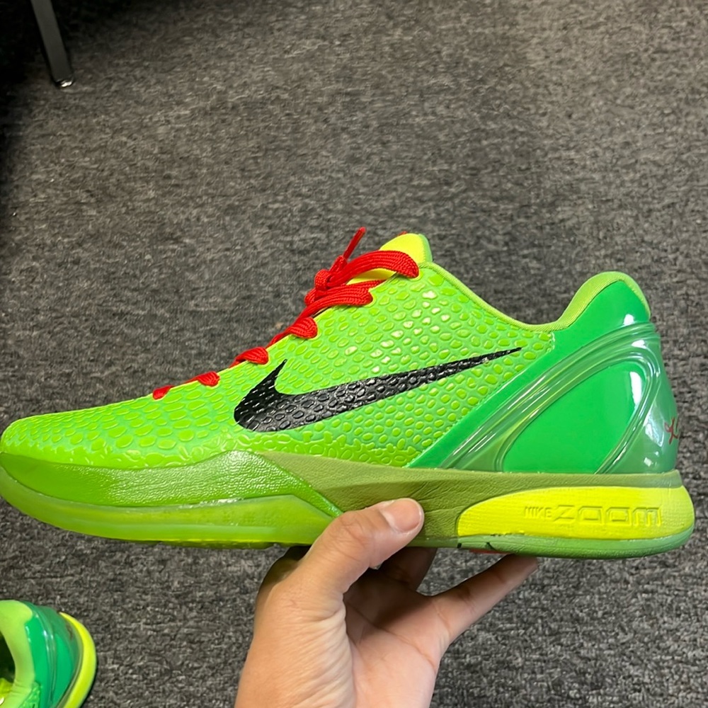 Kobe 6 Grinch